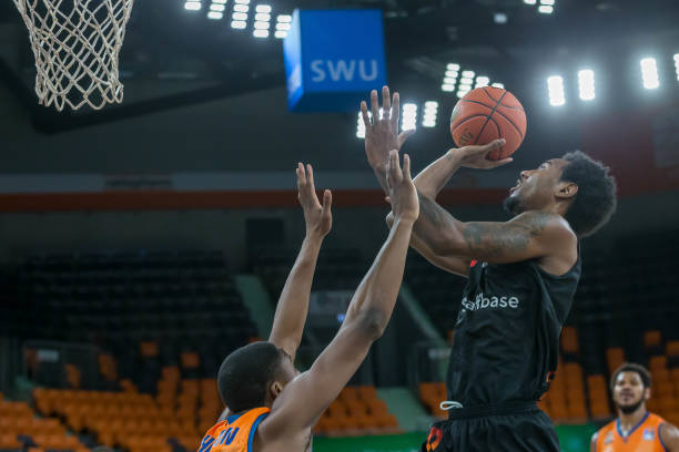 化解危机 化解危机